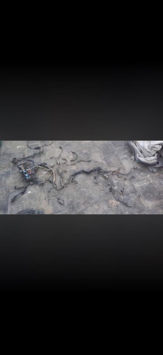 سلام عليكم غراض كيا ريو وكسنت الشكل القديم مكاني كربلاء الرقم***********
