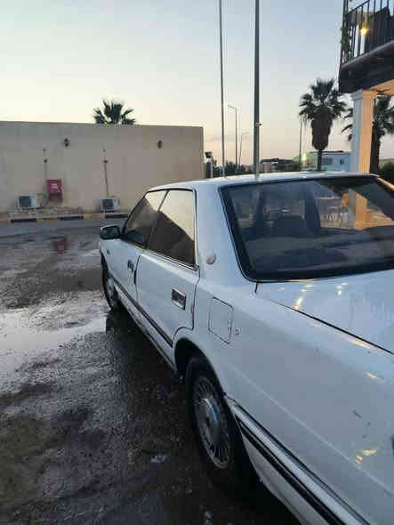 هارتوب 91
سياره كير ومحرك خير من الله 

السعر ٢٧ وبيه مجال بسيط 

الأتصال ***********
