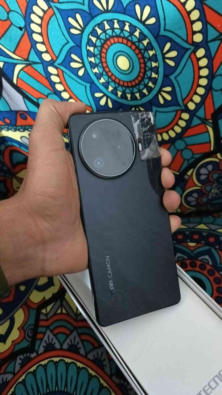 سلام عليكم جهاز للبيع تكنو كامون 30 فايفجي برو جهاز مبدل شاشه وفقط ضرر بل شاصي من فوك فقط ويا كارتونه الجهاز خير من الله ذاكره 256 استخدامه يخبل سعره 160 وبي مجال اليريده بي خير ويدلل للشراي مكاني بغداد حي العامل  *********** بي وتساب
