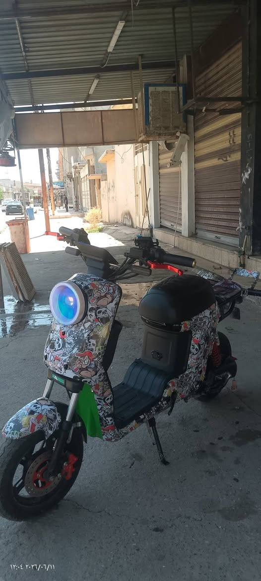 ماطور R9
لايت عالي ناصي 
اشاير يمين يسار دبل اشاره كلو شغال 
نشرات سستم كامل شغال 
يدات بريك رياضي 
سبايدر رياضي 
درع موشم جديد 
غراضو الاصليه كلهاموجوده مرايات سله جفات طفاريه ورا
بطارياتو منفوخه والشاشه بيها. خلل فقط 
السعر 320بي مجال 
للتواصل خاص او ***********
