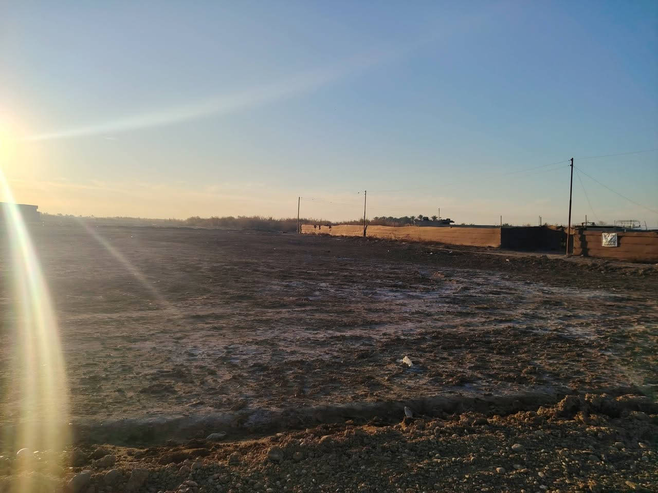 يالله فرصه استثماريه أرض للبيع سند زارعي 25
المساحه 3 دونم ركن

السعر مناسب جد

الوجه 94  متر

بالقرب من المنتجعات شارع تبليط

تصلح ان تكون منتجعات

او بستان والأرض جاهزه للزراعه والبناء

كافه الخدمة متوفه

الاستفسار

الاتصال ***********

واتساب ***********
