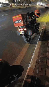 سلام عليكم دراجه بوكسر هندي زيرو اكرر هندي اصلي مو الصيني هاي الرقمهة اربيل هندي زيرو رقم بغداد مديل 25 شهر 4 توثيق موجود وسنويه موجوده الدراجه جديده ماشيه 17 فقط مكفوله كفاله عامه سعرهة غالي لجناي فقط رجان الي مو شراي يعبر المنشور عندي عمليه وريد ابيع اترجاكم مكاني بغداد ‏‪***********‬‏ متواجد خاص
