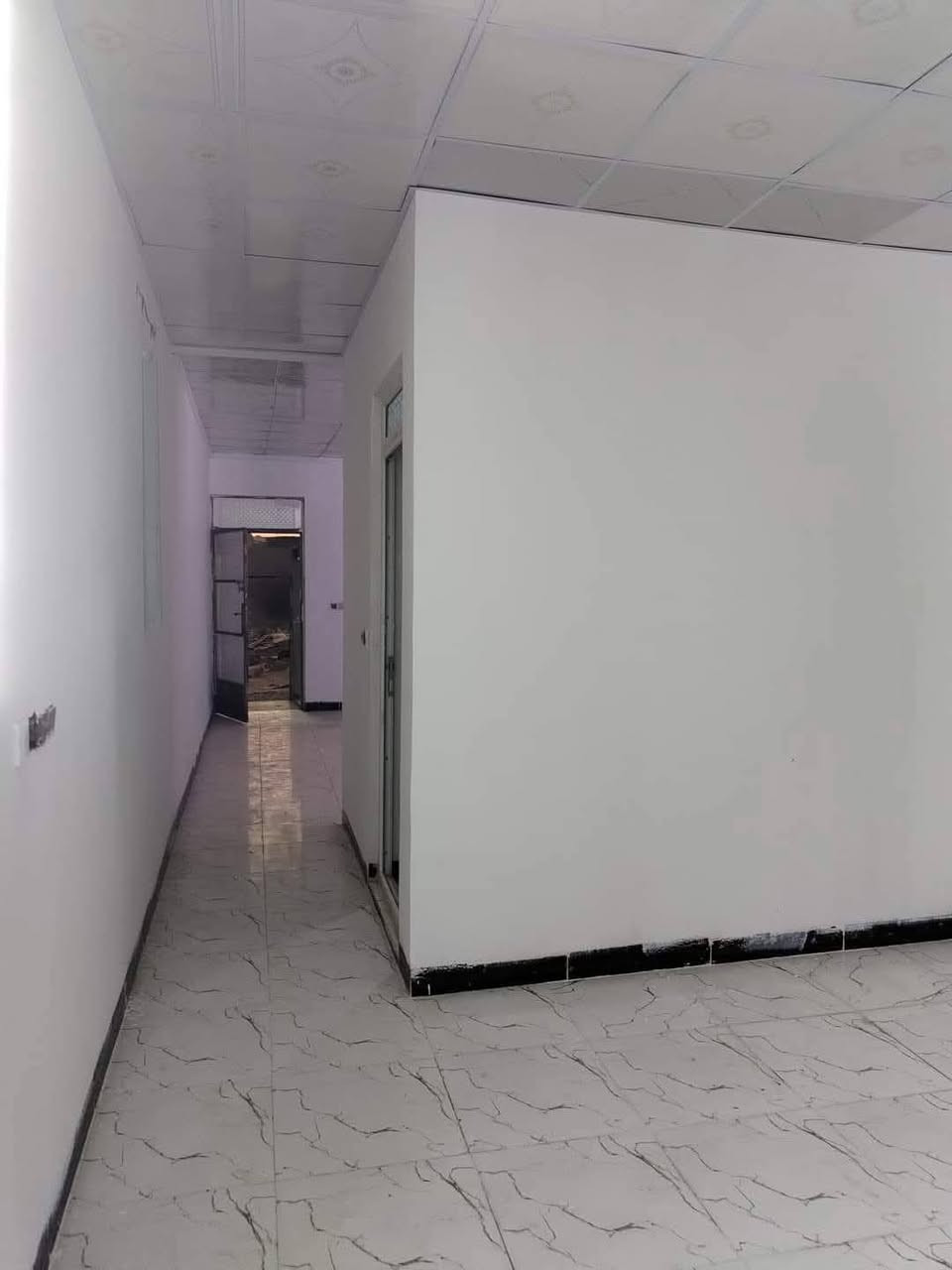 بيت ١٠٠ متر رقم للبيع
غرفة نوم ومطبخ واستقبال وصحيات
بيت فول سيراميك سقف ثانوي
العنوان كركوك ١٦ اب مقابيل مجمع لؤلؤة
السعر٣٢ مليون وبي مجال
للمزيد اتصل
بالرقم
***********
