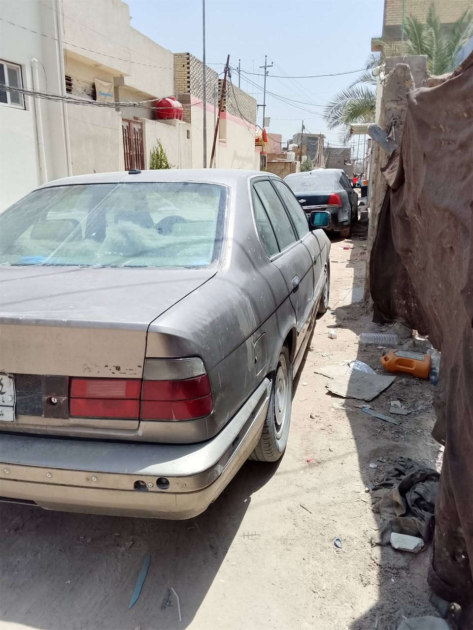 السلام عليكم بيئم 525 اصل مكينه 25  مسكر السياره مال تعمير بسمي السياره اكفلك مكينه وكير وحداديه وصوليات تجي شغل وتطلع وين متريد  غرفته شويه تعبتنه السعر 26 ورقه وعليه غرامات ينزلن من سعره وبيه مجال حيل بسيط  ***********

