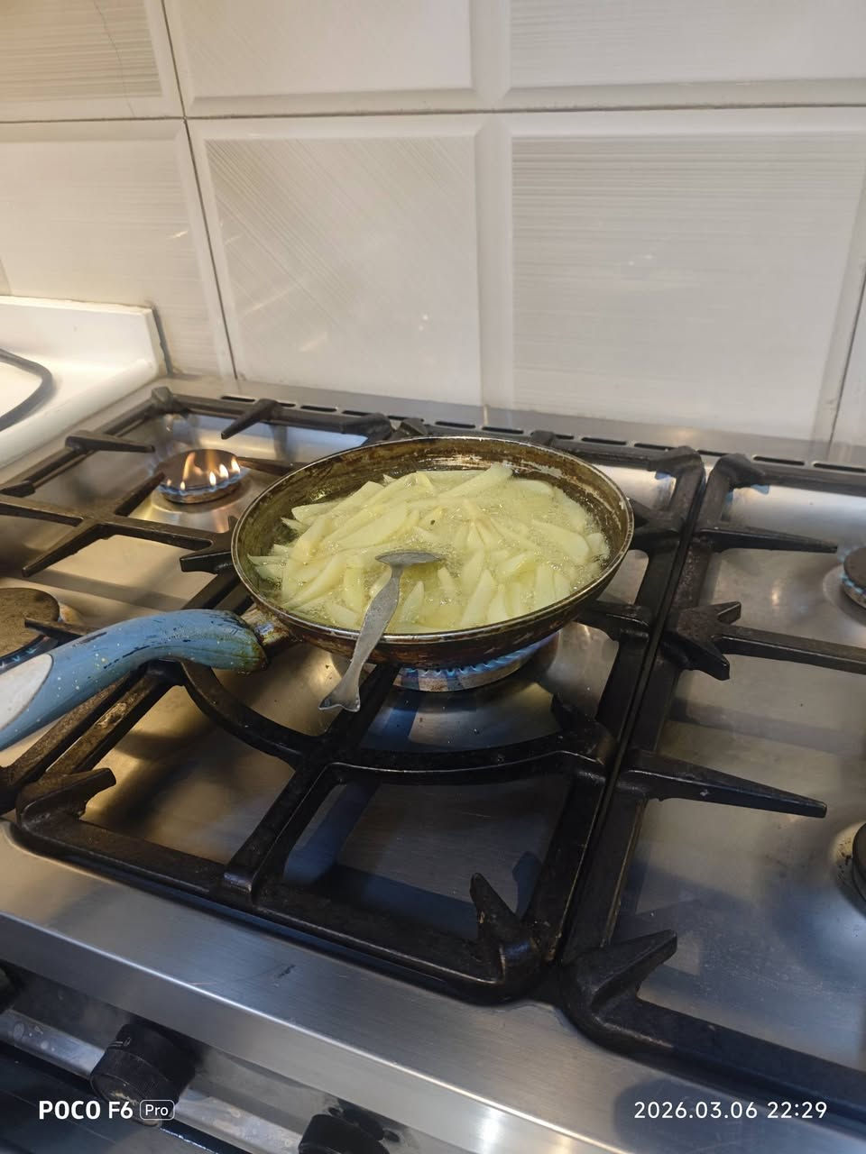 طباخ للبيع بس البتيته مو وياه
خمس عيون القبله حي المهندسين 
سعر ٢٠٠ الف 
تفاصيل اكثر راسلني على الخاص


**إذا كنت صاحب هذا الإعلان وتريد حذفه لأي سبب، رجاءا أرسل رسالة إلى الدعم الفني**