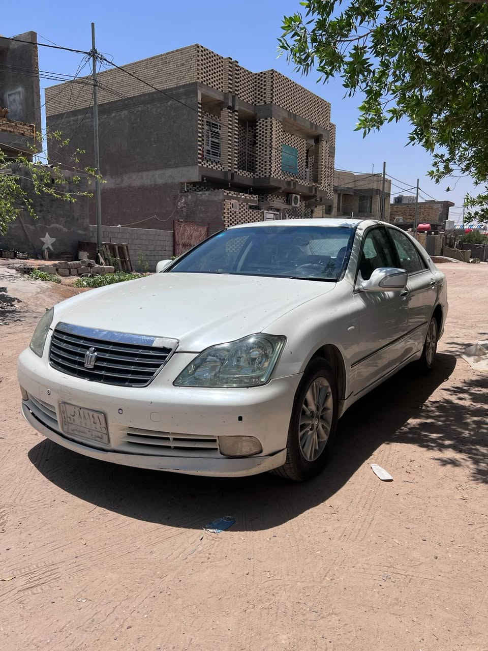 السلام عليكم ورحمه الله شاهين 2004للبيع كفاله من كص ونقل جثه جاهزه من كير حداديه مكينه تخم تاير تبريد ثلج 
رقم بصره سنويه لل27
النجف الحيدرية خان النص 
***********
