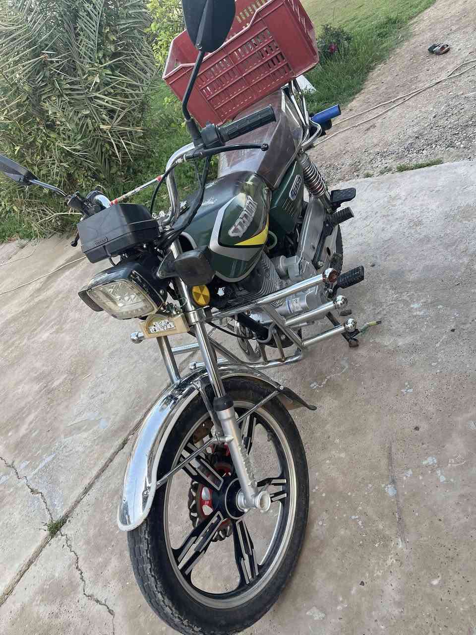 ‏سلام عليكم دراجة للبيع موديل 23 السعر 550 وبيها مجال شي قليل.  ***********
