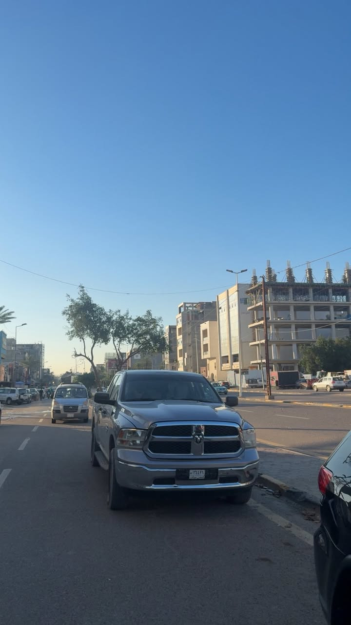 بسعر سيارهه ناصيييي 160 وبيها مجالللل بسيطط 
السلام عليكم بيع او مراوس  
بيع بيع او مراوس مرواسسس سعر(160)(160)⚠️
اقرا تفاصيللل زيننن وسونار وبيك خير وتدلل
.
⬅️دوج رام كلاسك2024
⬅️موصفات slt 
⬅️باب قصير بدي طويل⚠️
⬅️محرك 6 سلندر3.6L 
⬅️لون سلفر 
⬅️ضرر /جانبي  بجم كبس 
⬅️السياره المالك القبلي صابغ الجهتين بس قماره وامام ممصبوغ   
⬅️السياره بدون لوحات ⚠️
⬅️صور ضرر موجوده 
⬅️السعر ⚠️⚠️160 الف وبي مجال بسيط
***********
***********

