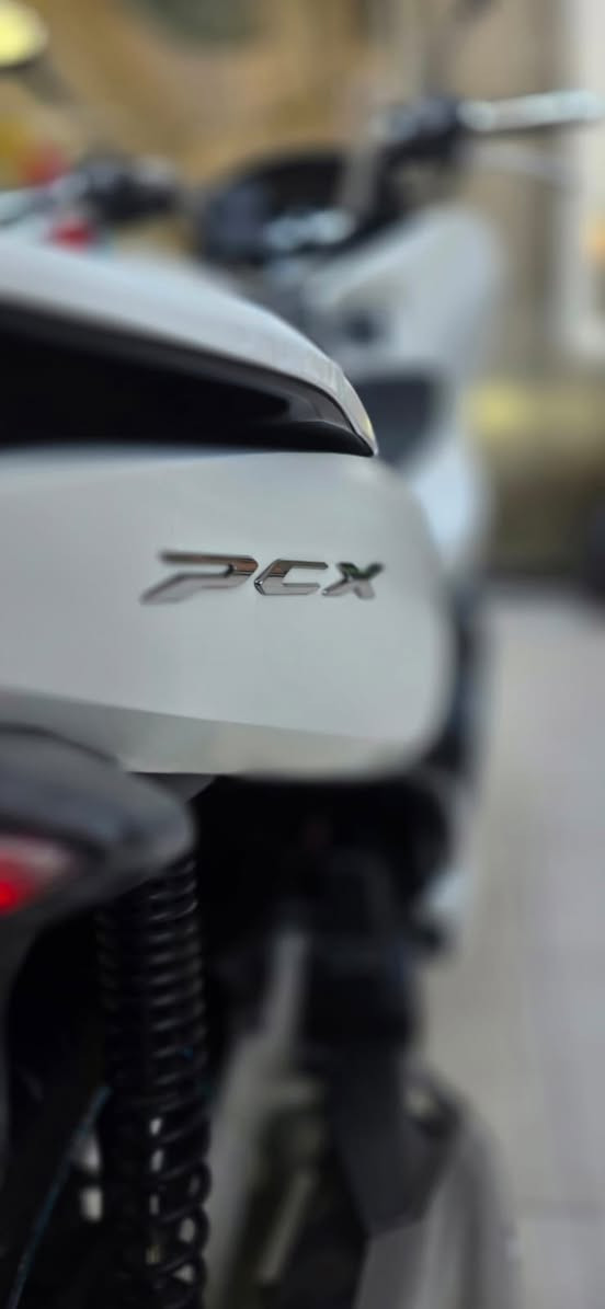 السلام عليكم دراجه BCX جيل الثالث موديل 18 نضافه 95‎%‎ فول موصفات وراد فيتنامي بصمه 3دكم مكينه مكفوله المكان ديالى بعقوبة الكورنيش السعر 16 بيها مجال حك الحجية
***********
