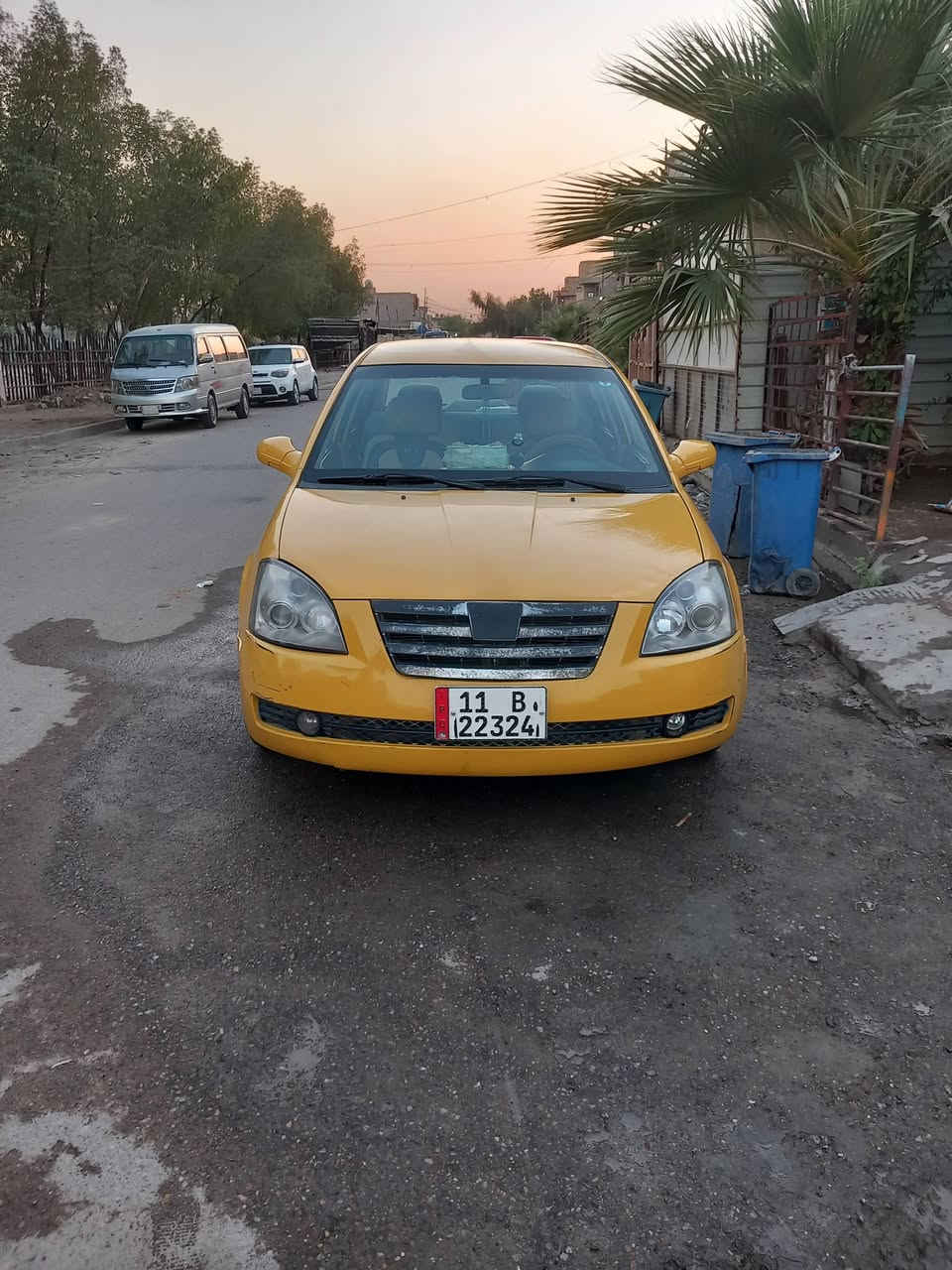 للبيع شيري اي فايف موديل ١١سعرها ٤٠ وبيه مجال هاذه رقمي ***********
