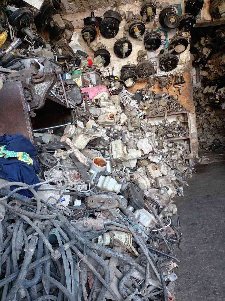 يتوفر جميع انواع الباور بريك و الباور ستيرن
باله اصلي جميع انواع السيارات
العنوان : باب الشرقي خلف الكراج
الهاتف  ابو رشا :  ***********📞
