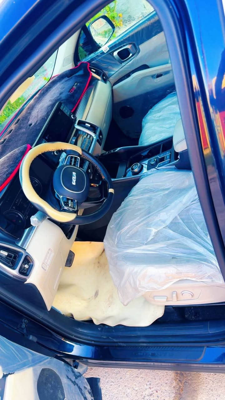 كيا سورنتو SX برستيج فول الفول اعلى مواصفات
موديل 22 هايبرد 1600 تيربو 
باسمي سياره 
بيها بنيد وجاملغ
بدون دواخل
210 وبيه مجال
بيع او مراوس
للاستفسار ***********
