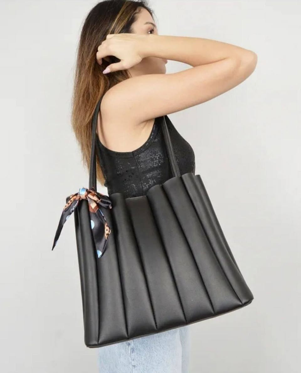 ✅حقائب نسائية تركيه 🇹🇷 
حقيبة واحدة… أناقة بلا حدود✅لأن تفاصيلك تبدأ من حقيبتك👜جملة+مفرد
✅متوفر توصيل كافة محافظات  العراق 🚚 
سعر درزن (95)الف        12 قطعه
توصيل لجميع محافظات 5الف فقط
لطلب المنتج مراسله صفحه 📩 📨 
وتس https://wa.me/9647742864004
انستا https://www.instagram.com/trend_baags?igsh=MTZiZHBncjJja2k1ag==
تلكرام https://t.me/trendbaagss


**إذا كنت صاحب هذا الإعلان وتريد حذفه لأي سبب، رجاءا أرسل رسالة إلى الدعم الفني**