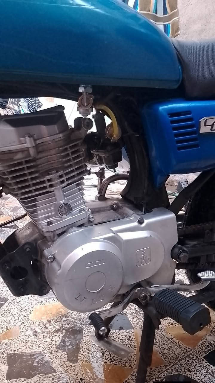 السلام عليكم دراجه نامه ايرني ادوات مكفوله مكينه نضيفه دراجه مابيها اي نقص سعر 275 متوازي عل بيعه
رقم اتصال و واتساب

***********
