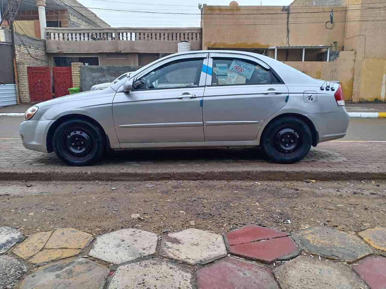 سبكترا موديل 2007 وارد امريكي رقم واسط مميز شرط التحويل
محرك 2000
محرك وكير مكفولات 
تبريد شغال 
صدر امامي خلفي 80%
حادث السيارة قبق البانزين
السيارة جاهزه ماتصرف عليها دينار
السياره مرشوشه عدة مكانات اثر جراد .. ابيع صبغ عام بدون حادث او معجون
السعر 80 ورقة وبيها مجال 
العنوان واسط/الصويرة
رقم الهاتف ***********
