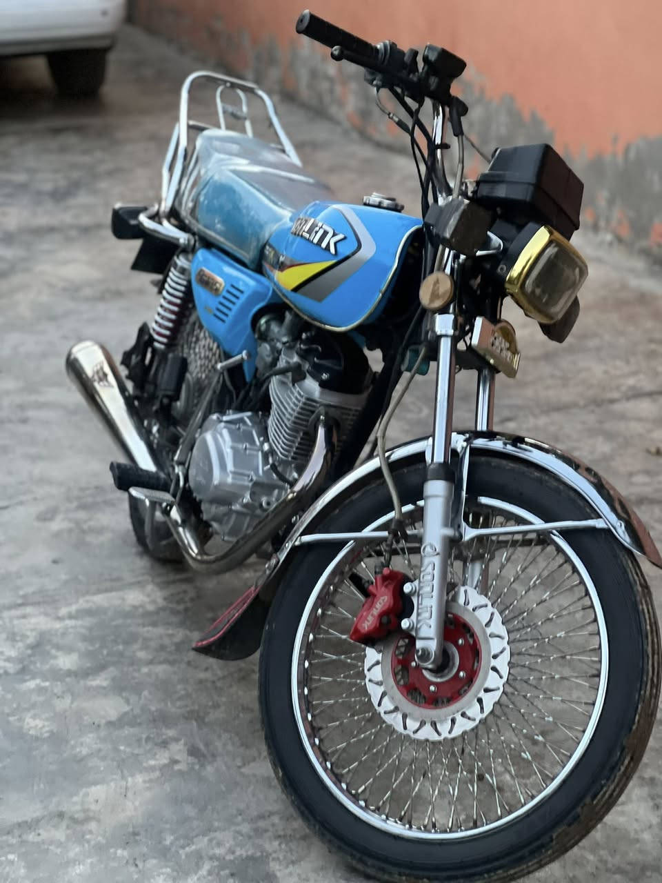 تايكر موديل 23 السعر 550 وبي مجال عنوان ديالى بلدروز ***********
