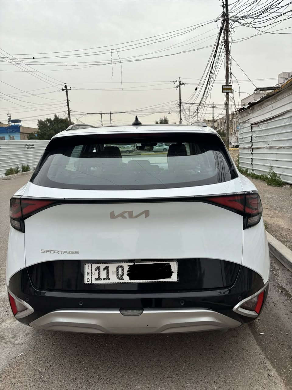 سلام عليكم
سبورتج موديل 2024 

السياره داخل الضمان دوليه ام الضمان 5 سنوات او 100 الف كليو متر 

ماشية 54 الف كيلو حقيقي 

مكفولة كفالة عامة 

من الصبغ والبارد والتبديل والشخط 

رقم بغداد الجديد وتحويل مباشر 

ويل كب حجم 19 المرغوب 

فول مواصفات 1/1

بنوراما وبصمة تشغيل وبصمة ابواب 

سبير منازل 

تشغيل عن بعد 

كراسي اثنين كهرباء 

جنطة كهرباء 

كشنات قماش 

تدفئة كشنات وستيرن 

محرك 2000 دوش 

كير ومكينة وحدادية كفالة 

اربع وضعيات قيادة وقطعتين تبريد 

وبقية المواصفات المعروفة 

مكان السيارة بغداد الكرخ 

السعر 235 وبيها مجال للشراي 

للاتصال // ‭0790 138 3899‬
