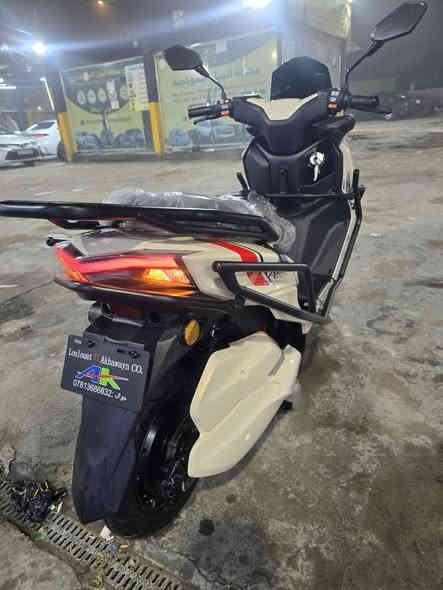 السلام عليكم 
دراجة شحن موديل 25 🛵
استخدام اقل من سبوعين ✌️
شركة الاخوين من محمد مزهر 🤝
ام بي ثري بلوتوث 🎶
الانارة ال اي دي متغيرةة تنربط ع التلفون وتختار اللون الي يعجبك 💡
علمآ سعر الدراجة الجديدة مليون و 300 الف 💰
مكاني الشركة مقابيل مدينة العاب السندباد 📍
السعر مليون و 100 قفل 🔒
للأتصال *********** 📞 الرمادي
