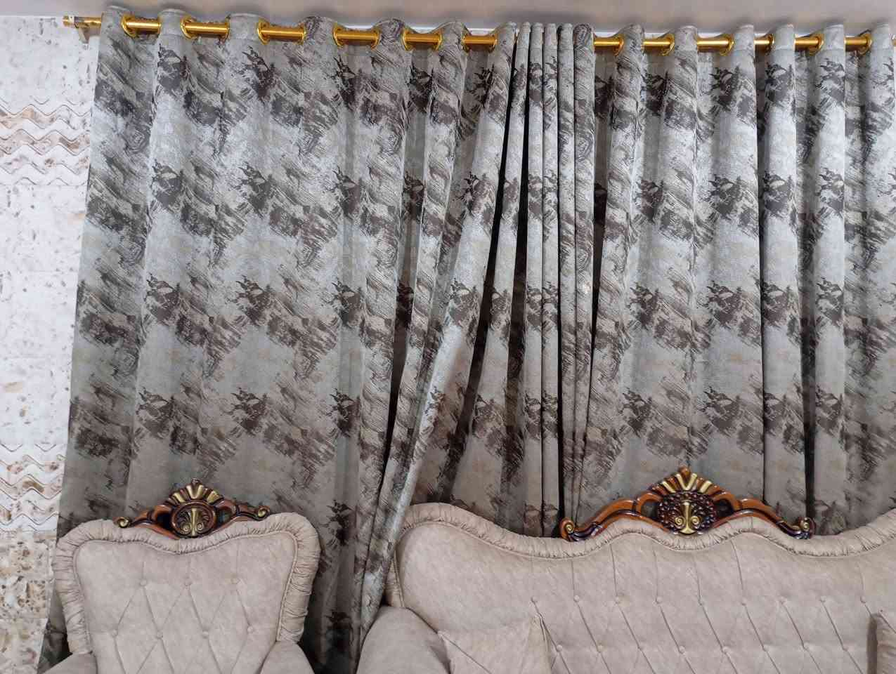 للبيع بردة اخت الجديدة العرض 6 امتار مكاني كوت العزة الجديدة السعر 90 اتصال ***********
