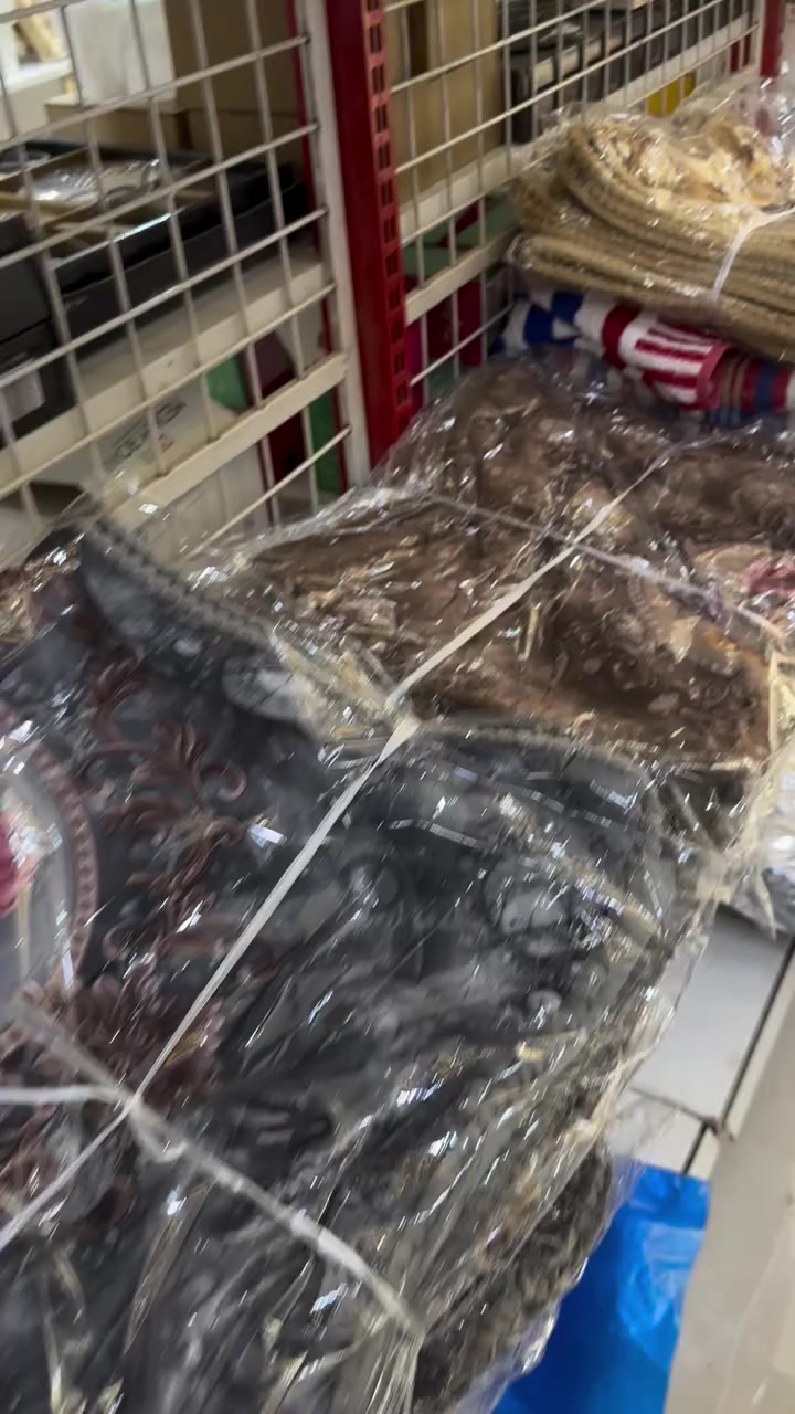 وجه مخاد عرض خاص 
قديفه درجه أولى 
للحجز راسلونه وتساب  ***********
لعنوان نجف حي النداء شارع مكاتب قرب موقف كيات
