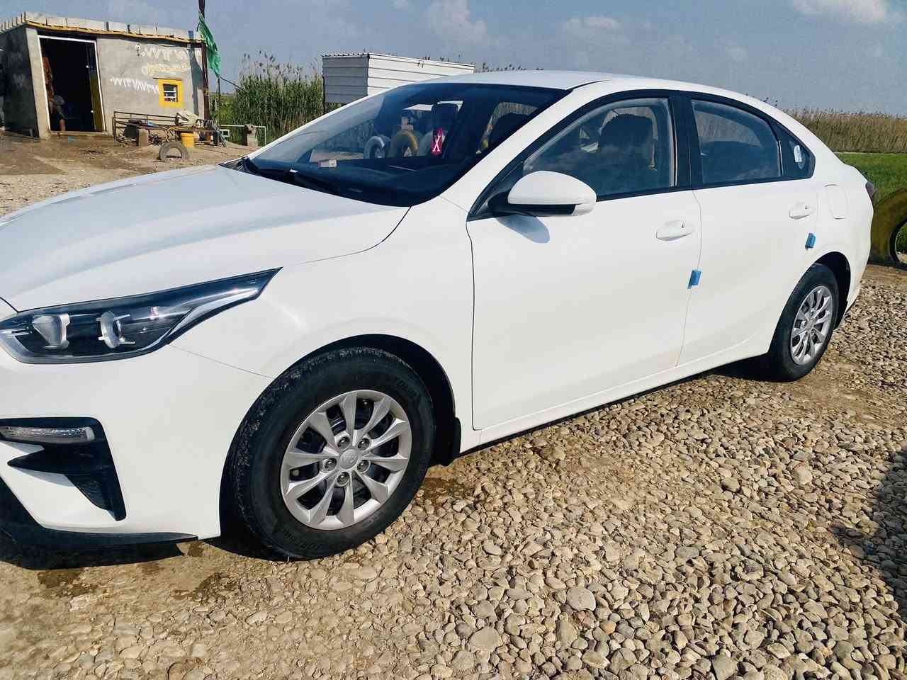 سلام عليكم سيراتو خليجي موديل 2021 كفاله عامه للبيع او مراوس سعر 138 بيه مجال  المكان واسط شحيميه ***********
