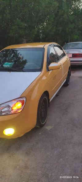 السلام عليكم ورحمه الله اخوان كيا سبكترا موديل 2006نضافه كدامك خير من الله تبريدحدايه صدر سياره علئ ايدي متعوب عليها مصفره هيئه وغرامه والبحث مالتها جديد بوجهك للشارع تخم تاير ابو الخط لايتات بكات راديتر كمبريسر  شاشه كبيره وكامره دواره كلهن ذني جدد السياره ب اسمي رقمها بغداد بيع مستعجل رقم الهاتف ***********متواجد علئ الفيس والوتساب بس اتصالك خلي معقول اخي الصبح او العصر جزاكم الله بالخير
