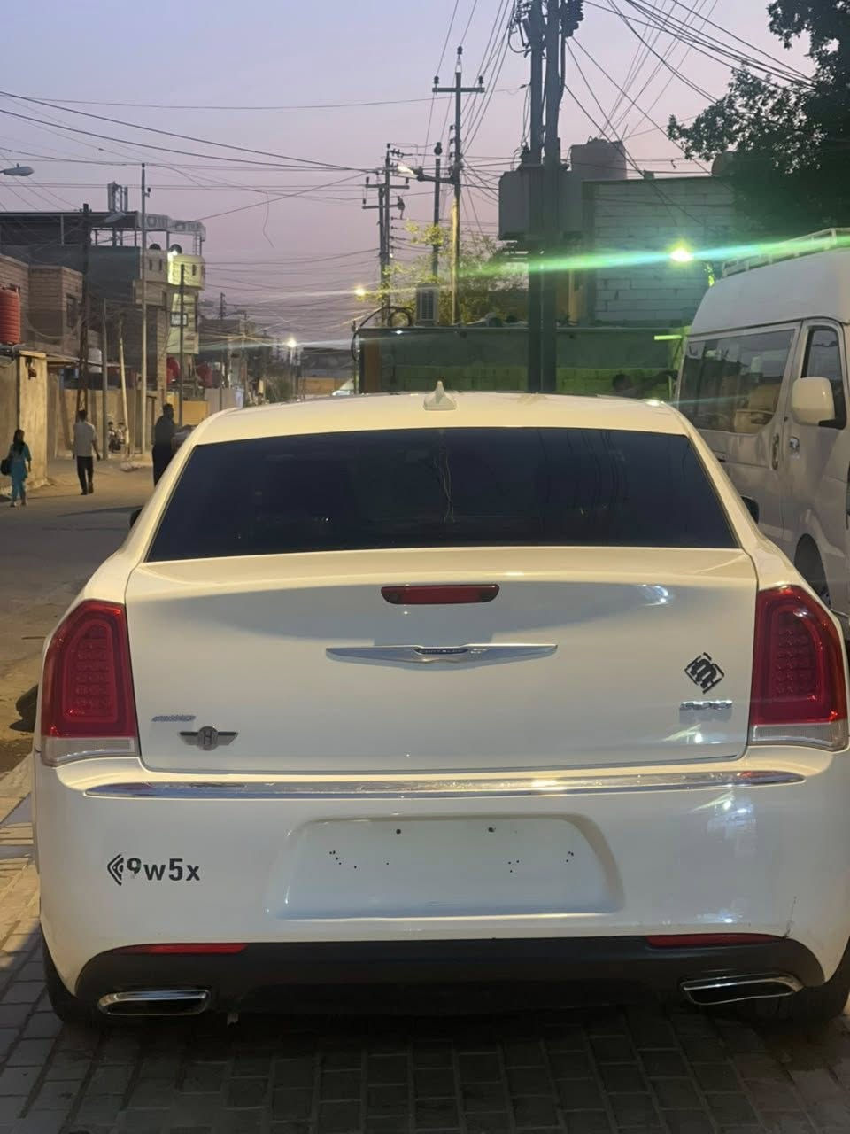 يالله اوباما 2019 c بانوراما فول مواصفات 3.6 فور ويل
معروفة موصفات الـC
وارد امريكي حادثها كلش بسيط جاملغ وبنيد خفيف كلش بدون دواخل
مدفوع كمركها ومسقطيلها رقم ظاله بس على استلام الرقم الجديد 
العنوان البصرة 
225 وبيه مجال كلش كلش قليل
***********
بدون مراوس نقد فقط
