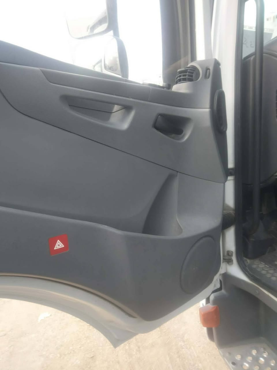 اتیکو للبیع 2006 فول مواصفات طول بدی 6روبع مکان سلیمانیە ***********
