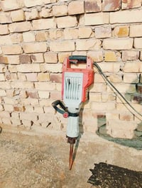 همر • كسار • مستخدم قليل