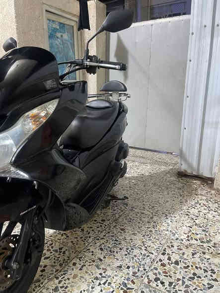 Pcx مكينه 150
كفر و مكينه مكفولات 
ماشيه ٢٢
شلعه ومعدل خير من الله 
دراجه كامله مكمله 
السعر 12ونص مجال بسيط 
العنوان زعفرانيه 
رقم ***********
الشراي يتصل
