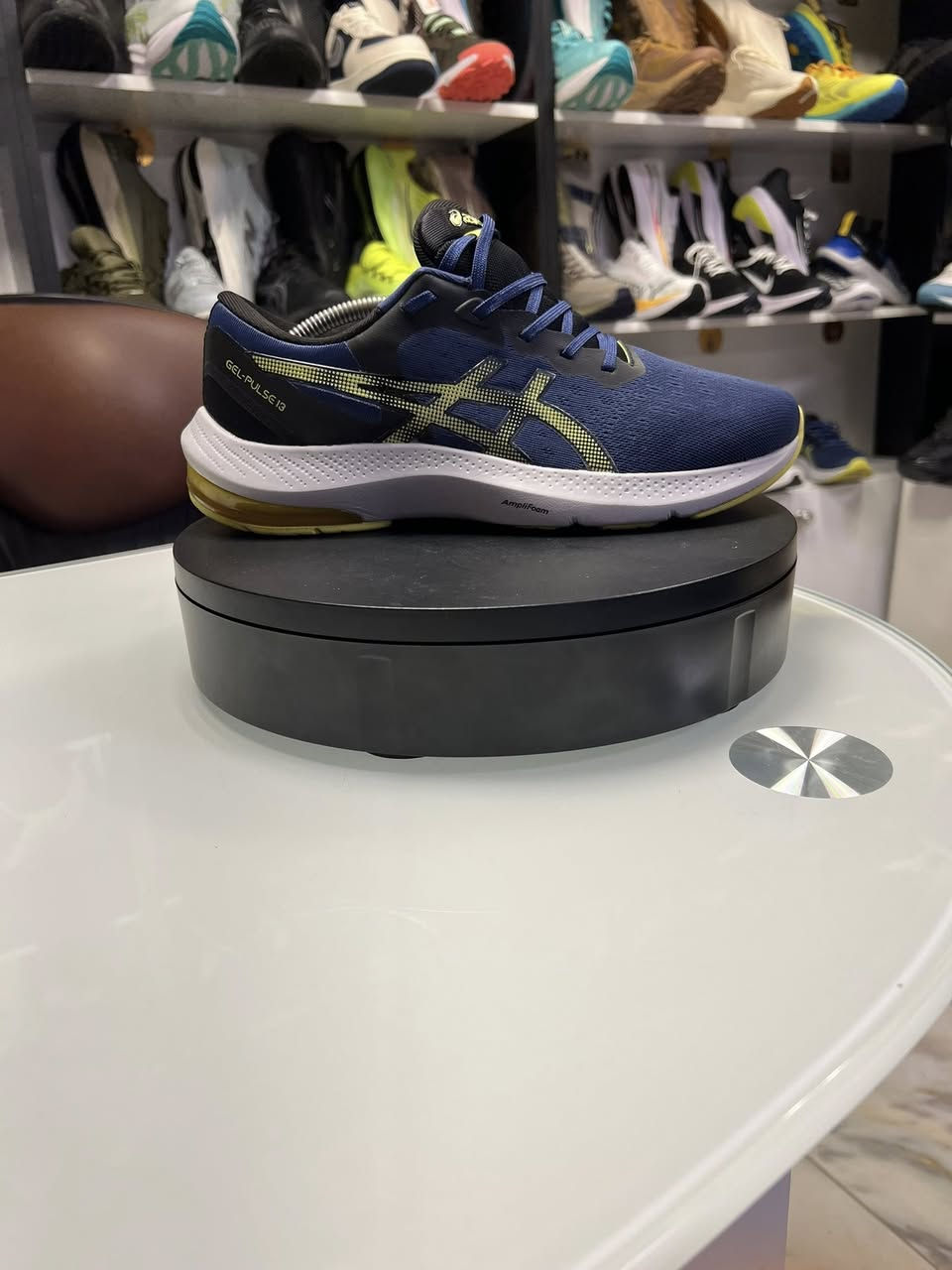 قياس 44 فقط الكللللللللل 44. 

للحجز ***********
العنوان بغداد أبو دشير سوق البالات محلات عقيل لطيف
