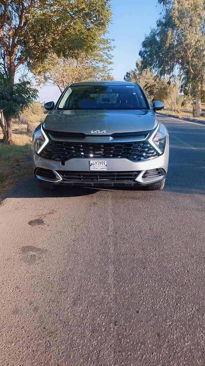 Kia Sportage Lx 2023
كلين كلين بدون ايرباك بدون صبغ بدون لوحات 
صور الحادث بلمنشور بيه لايت ودعاميه مبدلات اصليات 
السياره ماشيه 55
مكان السياره بابل سعر 188 بيه مجال قليل 
كل التفاصيل مذكوره 
*********** 📞
