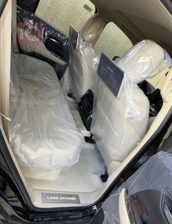 تويوتا لاندكروز موديل 2024 GXR فول موصفات كلين تايتل اربيل خصوصي ماشية 1800 كيلو متر السعر 730$العنوان البصرة الجمعيات ***********
