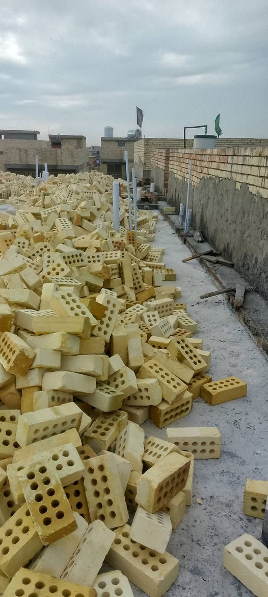 السلام عليكم وانج تصعيد كافه مواد البناء بسعار مناسبه بغداد الانتصال ***********
