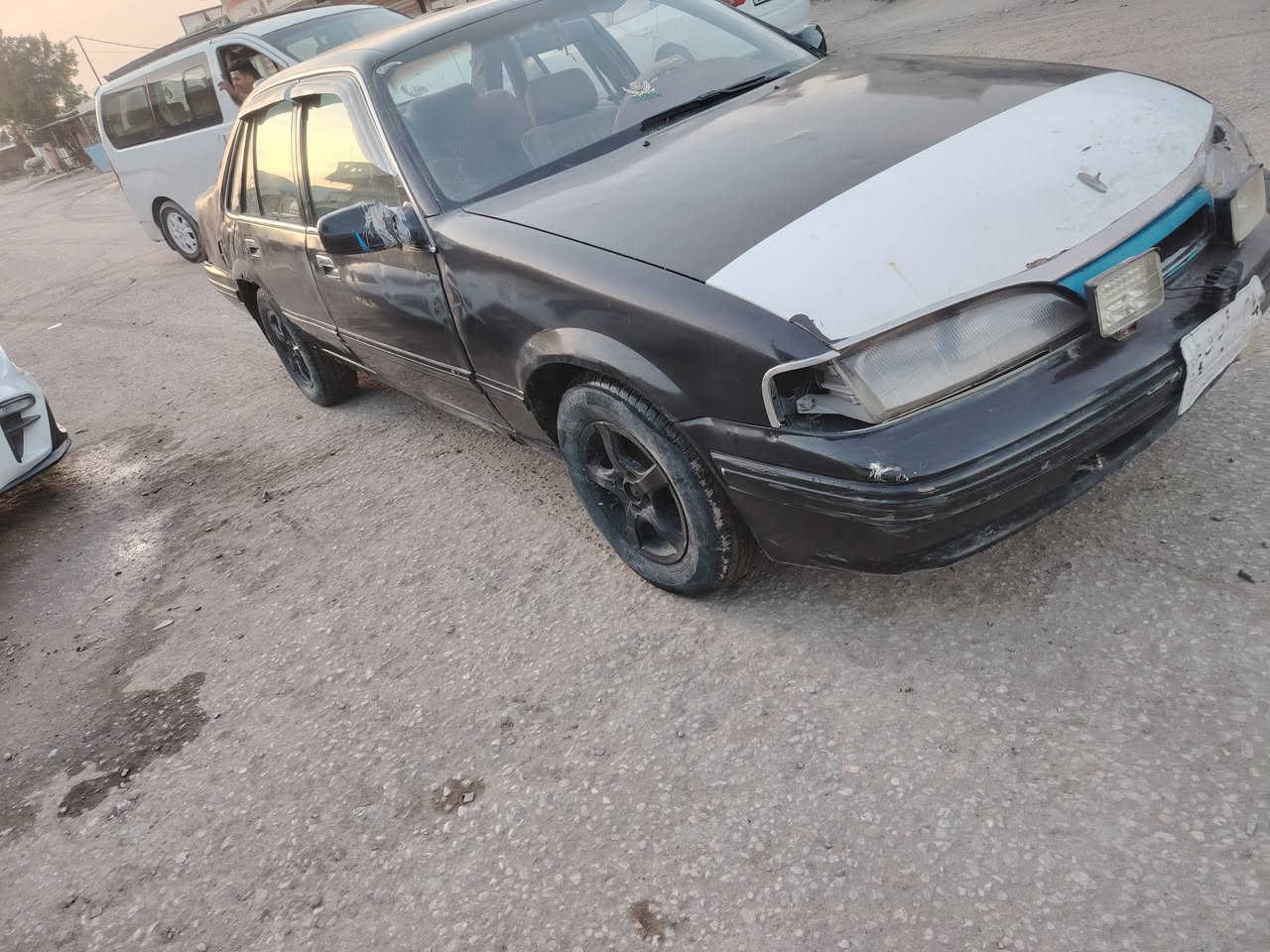 السلام عليكم برنس ٩٥ رقم بابل حائز ثالث مكينه وكير مكفولات تخم تاير صدر جديد كهربائيات كلهه شغاله مصبوغه حزام بدون ضرر غرفه وسط شواصي مكفوله سعر ١٥ وبيهه مجال الاتصال ***********
