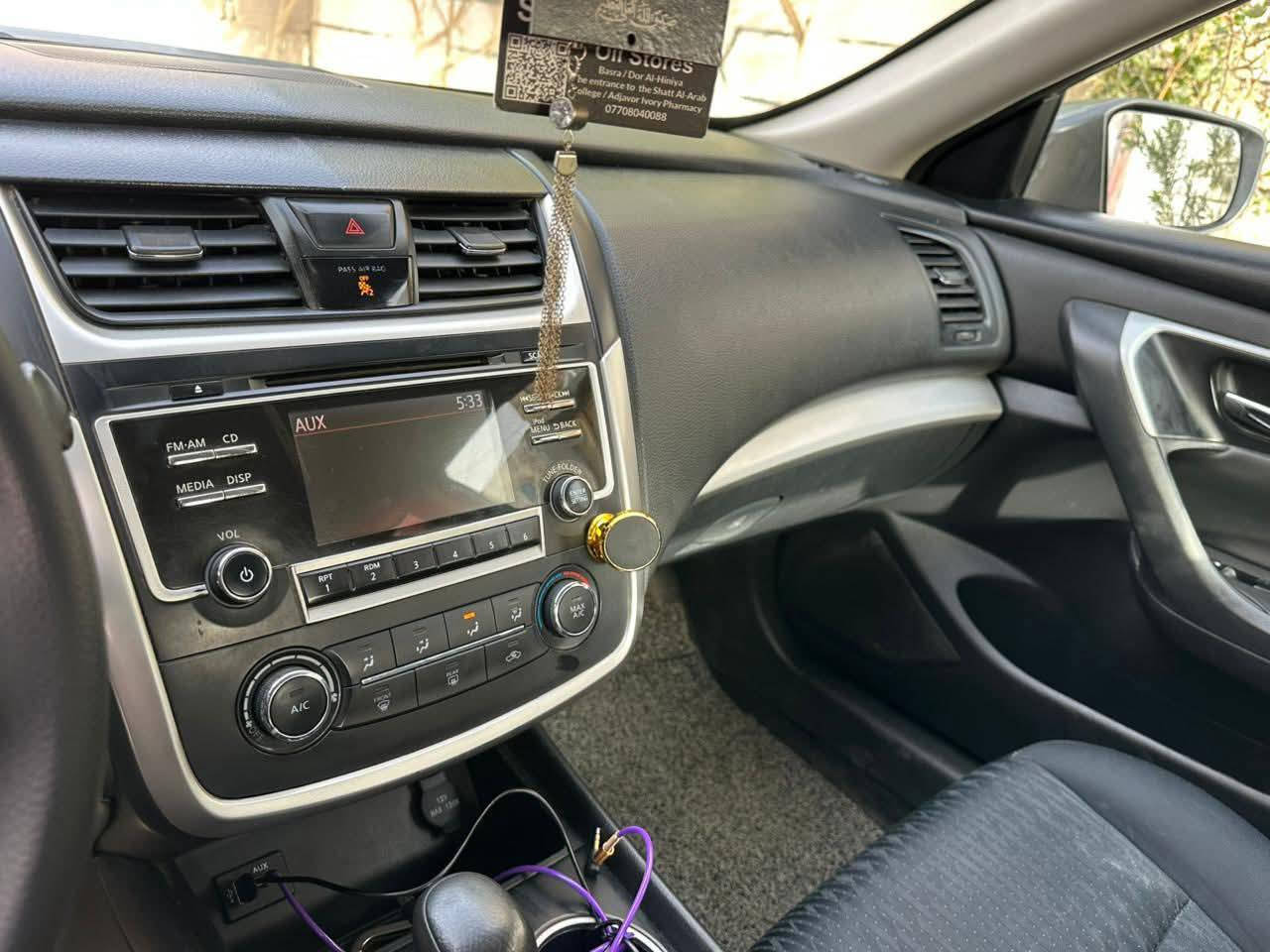 نيسان التيما 2018
رقم بصرة انكليزي باسمي(الرقم جددته انكليزي) 
سنويه جديده لحد 2030 شرط التحويل
فول مواصفات ماعدا الفتحه
مكينه 2500 
تشغيل عن بعد 
تبصمه بيبان 
بصمه صندوق 
تحكم ستيرن 
تثبيت سرعه 
شفتات بالستيرن بلادي
كشنات كهرباء
كشنات جلد
شاشة اعطال
كاميرا خلفيه
مكينه وكير وحداديه كفاله
حادثه مال امريكا موضح بالصور +حادث بالعراق جنطه خلفيه ومرجعه بارد بدون اي صبغ السياره جاهزه بدون اي نقص 
السعر (((120))) وبيها مجال للشراي 
 هذا صاحبه ***********
مكان السياره بصرة خمسه ميل
