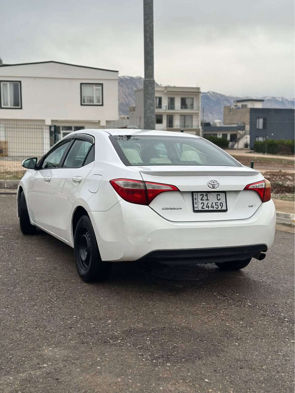 کرۆلا ٢٠١٥
ئەمریکی 
ناو زەرد 
شاشە ئایپاد
تەحدید سورعە
سەنەوی تا ٢٠٢٩ تازەیە 
٥ پارچەی بۆیاخە
گێڕ مەکینە تەحویل بڕانەوە بە شەرت
سعر:١١٢ گەڵا و مەجال
(0771 156 9677) دار بنديهكان, السليمانية
