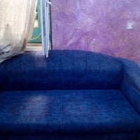 قنفة و٢ كراسي • نص تخم