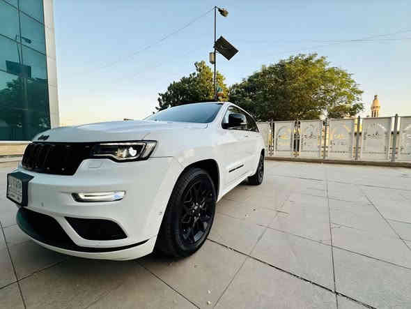 السلام عليكم
السيارة للبيع 

‏JEEP GRAND CHEROKEE 2021 S
عدد المسافات (46) الف كيلو
جيب فئة:    S
موديل:     2021
مكينة:     V6 3.6

خليجي رقم بغداد  ✅

المواصفــات  1/1 limited 
بانورامـــا
رادار جانبـي نقطة عميـاء رادار خلفـي
كشن حار بارد - كشنات الخلفية هيتـر
كشنات جلد كنتارة
ستيرن هيتـر + كهرباء
نظام توقف اوتـو ستوب
حساسـات امامي خلفي
صندوك كهربائـي
سماعات سستم صـوت
دمام بالصنـدوك
بصمة و تشغيل عن بعـد
كيج الكترونـي
نظام متعدد اوتو للطرق
مري قلاب وشفط

العنوان بغداد الكريعات  تحويل مباشر

صور السونار موجود بالمنشور 

السعر: 360 💵 بيها مجال
للاستفسار:***********
اتصال او واتساب
