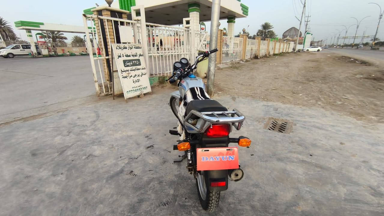 سلام عليكم دراجه دايون البيع اوراق اصولي مديل 2020 ما مفتوح بيها برغي ما نقصه كلشي كامله مكمله سعر 900 وبيها مجال شي قليل الموشراي لايخابر ***********
