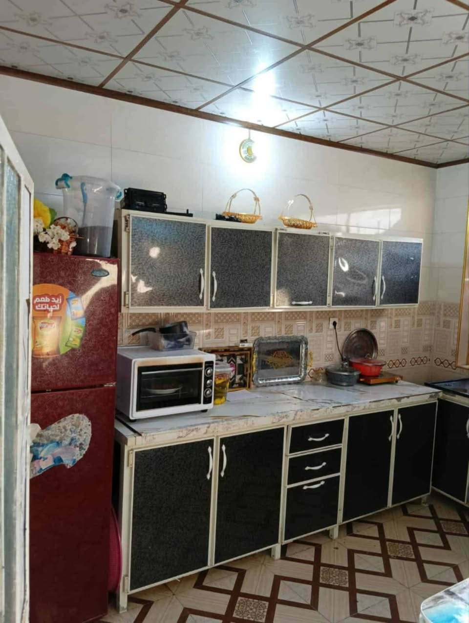 بيت للبيع في حي سلام مساحه 140
بيت غرفتين نوم + استقبل مطبخ 2 مشتملات بيت جهاز كمال سيراميك
نتصل ***********
