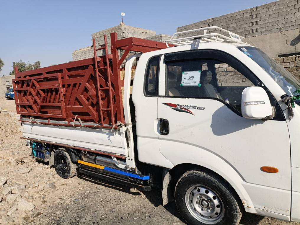 أسلام عليكم خوان كية حمل مسكربم ونوزل سيارة مكينة صارشهرمن بدلتهة جديدة تخم تايرسيارة مكفولة مكان بغداد هاتف ***********
