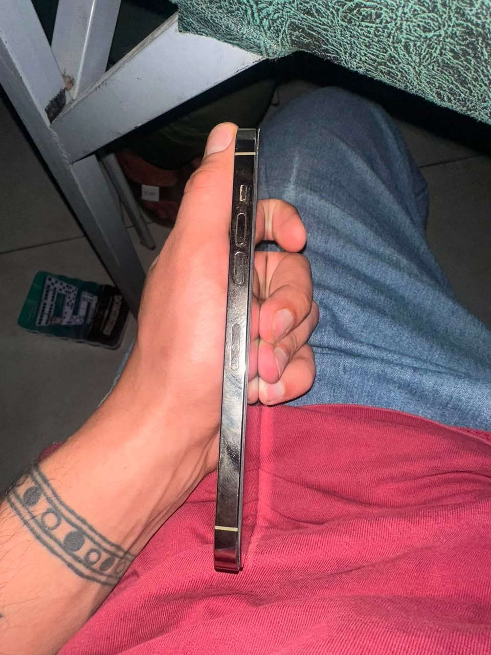 السلام عليكم ١٤ برو ماكس مبدل بطاريه اصليه وشاشه حلوه لا تشمر والوانهه حلوه ذاكره ٢٥٦ بطاريه١٠٠ فيس ايدي شغال كله شغال اي خلل غير الذاكرهن تاخذه بلاش سعره ٥٥٠ وبي مجال كلش قليل مكاني بغداد المشتل***********
