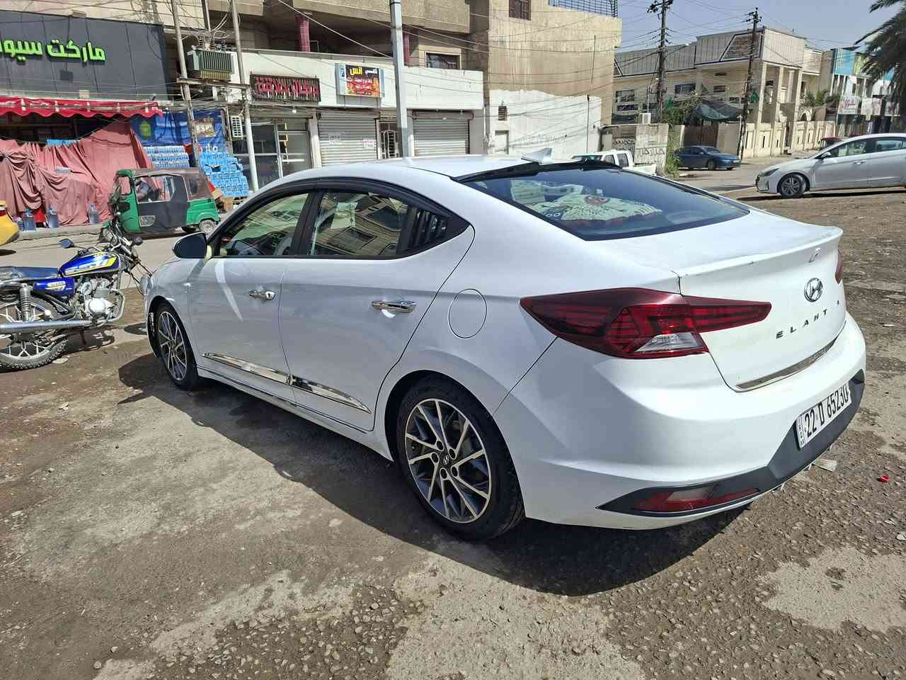 السلام عليكم النترا موديل 2019 امريكي حادث خلفي مواصفات النترا المعروفة السعر 127 وبيها مجال بسيط العنوان بغداد شهداء السيدية للاستفسار ***********
