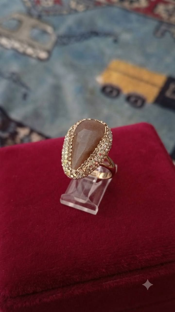 زين القوس مربع الذهبي قرب مدرسة الشهيد يعقوب ***********
