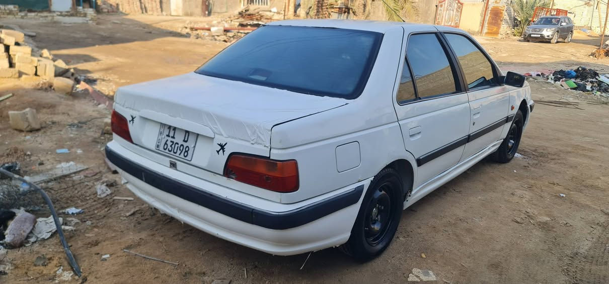 بيجو بارص موديل 2012  رقم بغداد  سنويه تنتهي 2029 سياره جاهزه من كل شي كير و محرك جديد كارتون طخم تاير + حداده كامله امامي وخلفي .تبريد شغال  كلها شغاله اي نقص مابيها  بيها طخه بالجاملغ خلفي جهه عبري سعرها 43 وبيها مجال تحويل ثاني يوم  سياره موجوده بالنجف /الكوفه  ***********
