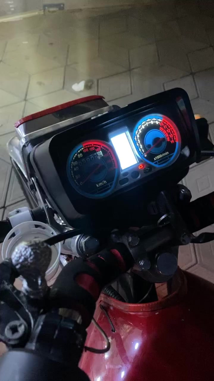 ماطور بارت دوركو مكينه 2020 مكينه نضيفه منفيس موجود مامفتوح شرط الفحص سرعته خير من الله السعر 450وبي مجال ***********واتس اب وخاص مفتوح
