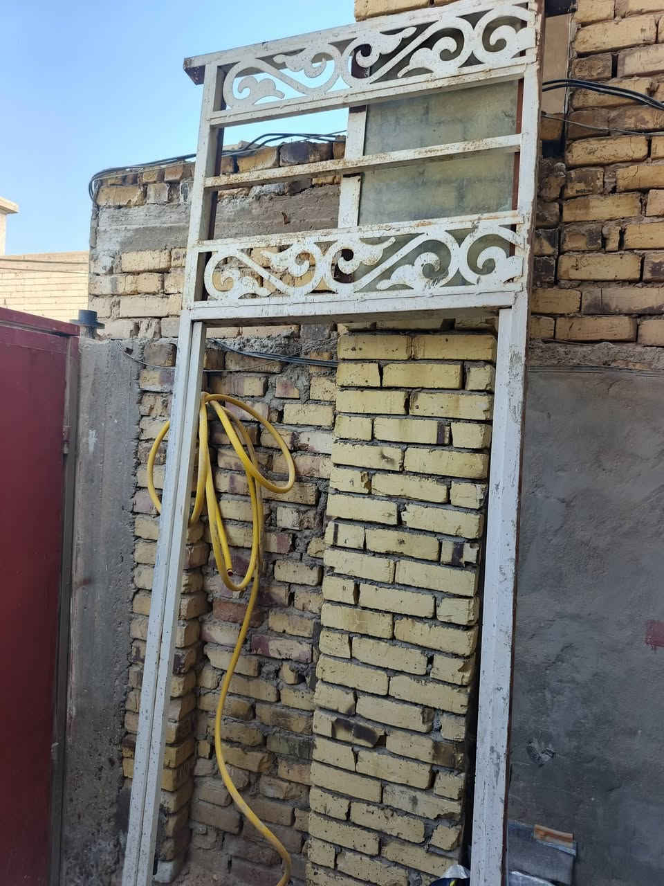 السلام عليكم شباك وباب درجة اولى نجف تسكام مكلف بالنشر ***********
