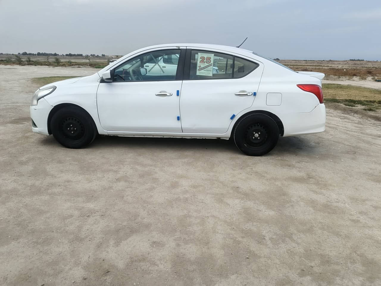 نيسان فيرسا موديل 2018 رقم ذي قار حره تحويل ثاني يوم وارد أمريكي  بيه جاملغ تبديل و جاملغ صبغ وطرف البنيد بارد والباقي كفاله ضربه وصبغ وبارد ودحجات سياره جديدة و جاهزه مابيه نقص مكينه 1600 كير أوتوماتيك جام 4 تماتيك يدات نيكل بلاد فول تحكم شاشه تاب تبريد شغال مكان السياره
 ناصرية مركز
السعر 75 
‏‪***********‬‏
