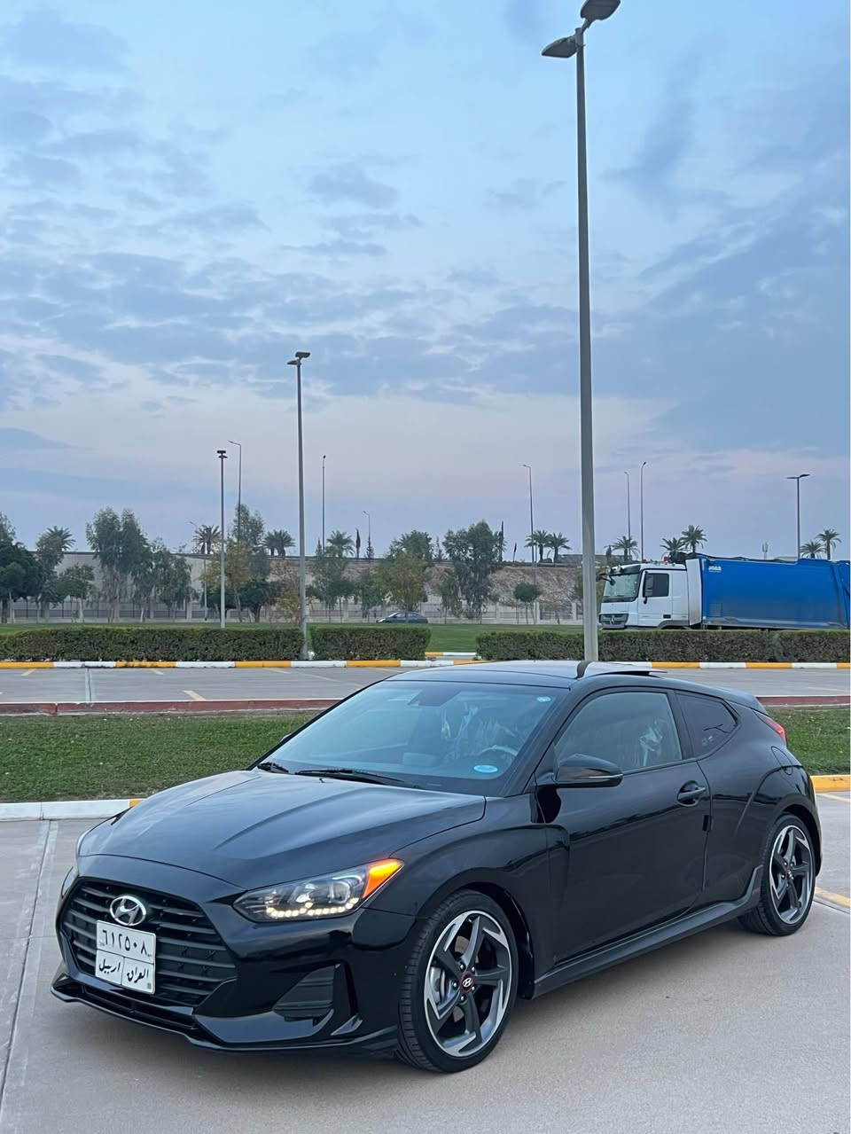 ڤؤلستةر ٢٠١٩ فول فول
سيارةكة تؤربؤية
سيارةكة ٣ بارجة و نيوي هةية بة بي ژؤري بة بي ارباك
سيارةكة گير مةكينة تةبريد هةموي بةشةرت 
سيارةكة سةوتي گزؤزو هةموي لؤ داندراية 
*********** أربيل, العراق
